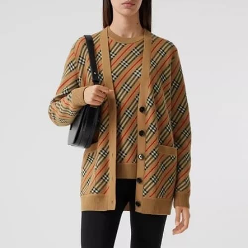 Burberry 2019 Womens Vintage V-neck Wool Cardigan … - 1