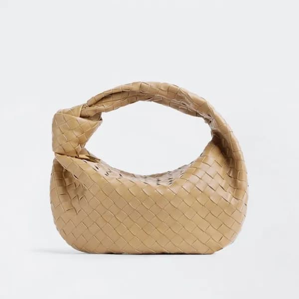 보테가베네타 여성 아몬드 조디백 - Bottega Veneta Womens Almond T… - 1