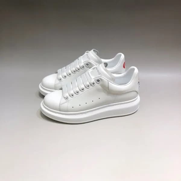 알렉산더맥퀸 남/녀 화이트탭 스니커즈 - Unisex White Sneakers - alx… - 1