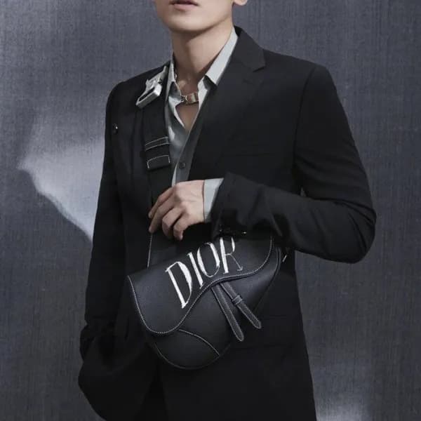디올 남성 스터시 블랙 새들백 - Mens Black Saddle Bag - dio0208… - 1