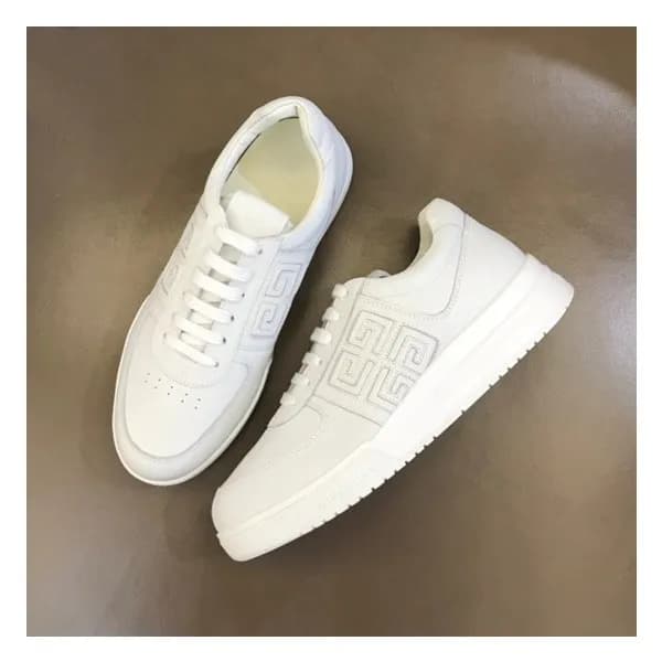 지방시 남성 화이트 스니커즈 - Givenchy Mens White Sneakers - g… - 1