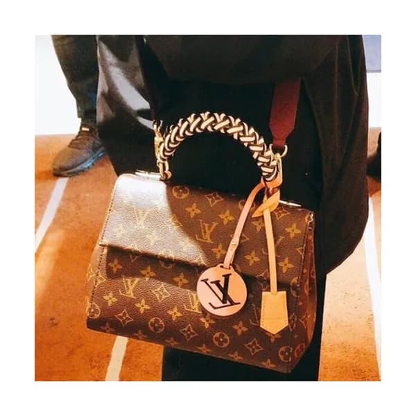 Louis Viutton Monogram Cluny Shouder Bag ,28cm - … - 1