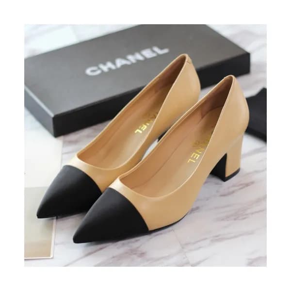 Chanel 2018 Ladies Classic CC Steel Logo Middle He… - 1