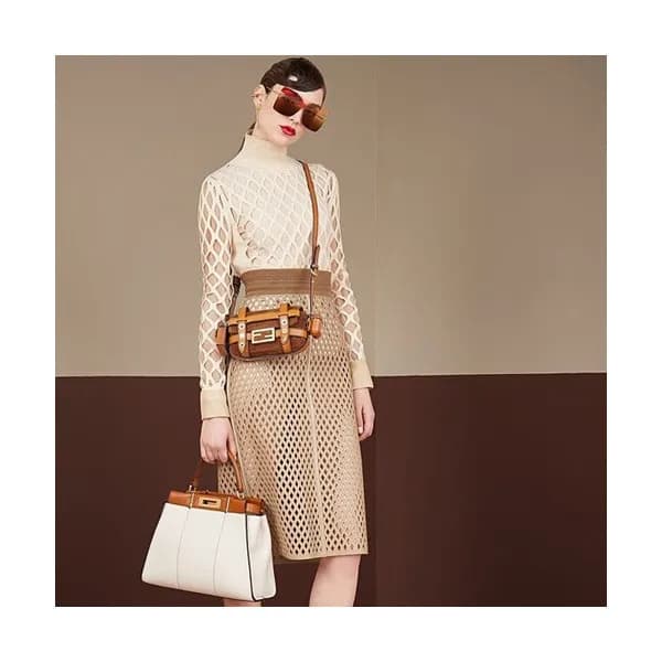 Fendi 2019 Leather Tote Shoulder Bag, 33cm - 펜디 20… - 1