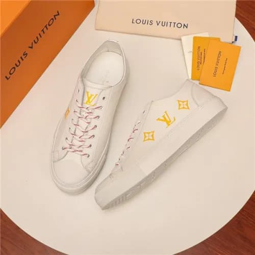 Louis Vuitton 2020 Men's Leather Sneakers - 루이… - 1