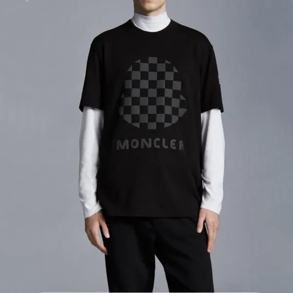 몽클레어 남성 블랙 크루넥 반팔티 - Mens Black Tshirts - moc02478… - 1