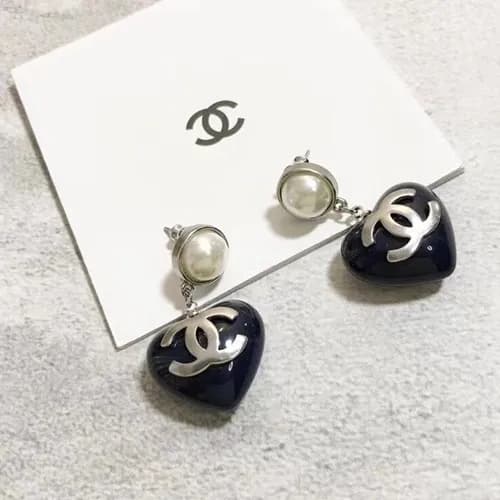 CHANEL White Gold Earring - 샤넬 여성용 18k도금 화이트 골드… - 1