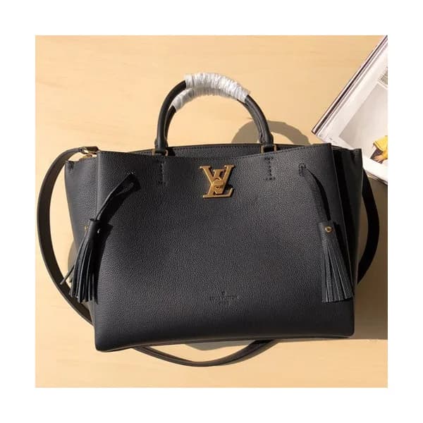 Louis Vuitton Lock Me 2 Tote Shoulder Bag,38cm - 루… - 1