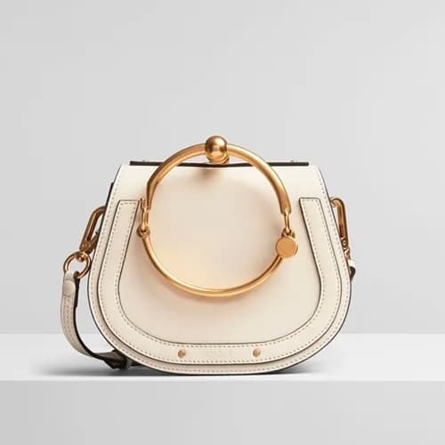 Chole 2019 Nile Small Leather Shoulder Bag, 19.5cm… - 1