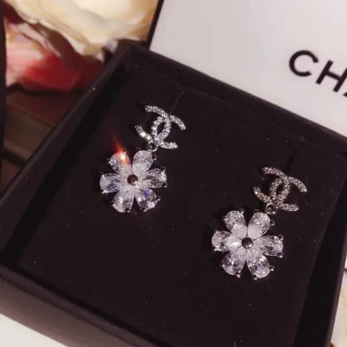 Chanel earring - 샤넬 18K도금 이어링 cha0090.컬러(화이트 … - 1