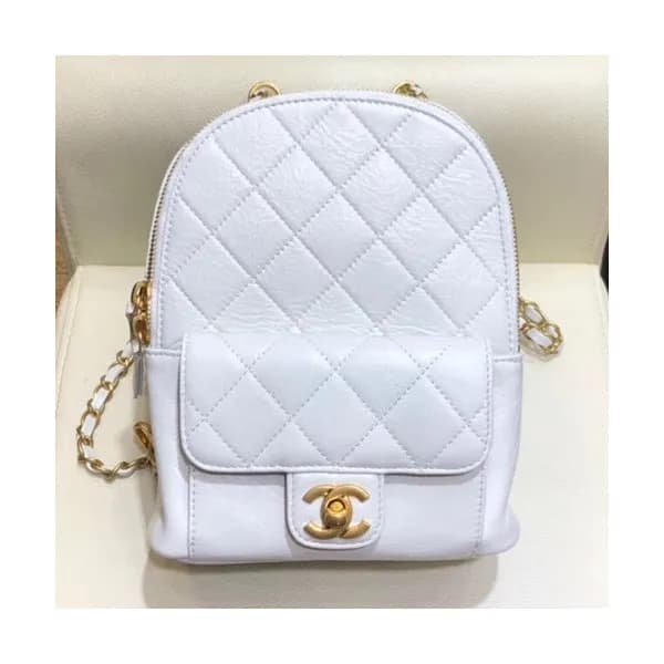 Chanel 2019 Leather Back Pack,21CM - 샤넬 2019 레더 여성… - 1