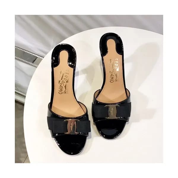 Salvatore Ferragamo 2019 Ladies Middle Heel Slippe… - 1