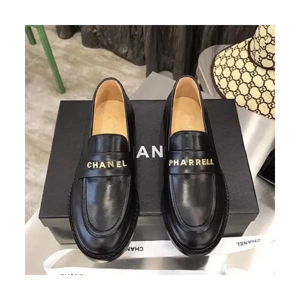 Chanel 2019 Ladies Leather Loafer - 샤넬 2019 여성용 레더… - 1