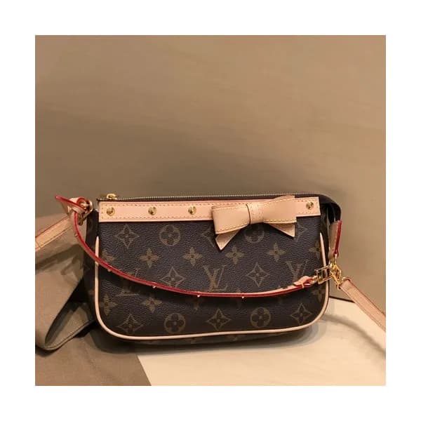 Louis Vuitton 2019 Monogram PVC Tote Bag ,21cm - 루… - 1