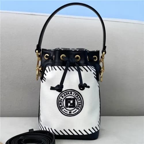 [펜디] Fendi 2020 Mini Mon Tresor Bucket Tote Should… - 1
