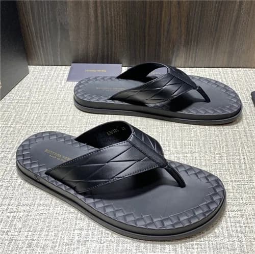 Bottega Veneta 2021 Men's Leather Slipper - … - 1
