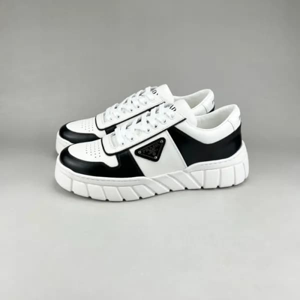 프라다 남성 클래식 블랙 스니커즈 - Mens Black Sneakers - pra0275… - 1