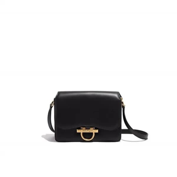 페라가모 여성 간치니 플랩 조안백 - Ferragamo Womens Gancini Flap… - 1