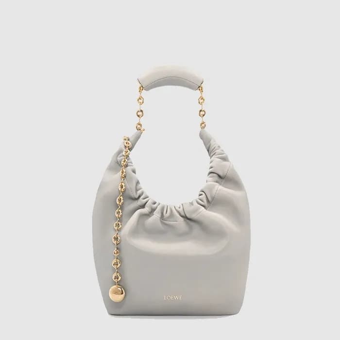 로에베 여성 스몰 스퀴즈 백 - Loewe Womens Small Squeeze Bag -… - 1