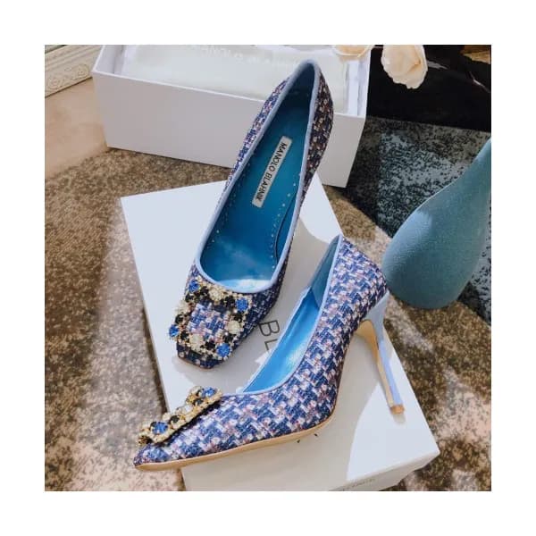 Monolo Blahnik 2019 Ladies Hangisi Strass Flower P… - 1