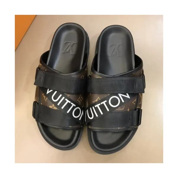 Louis Vuitton 2019 Mens Initial Logo Velcro Leathe… - 1