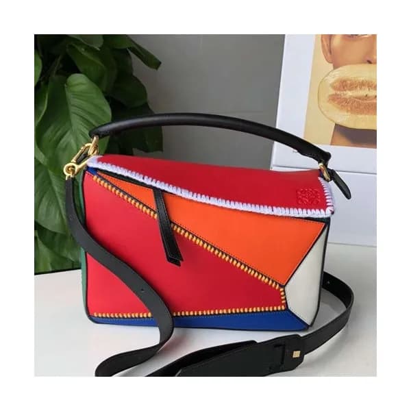 Loewe 2019 Puzzle Medium Shoulder Bag, 29CM - 로에베 … - 1