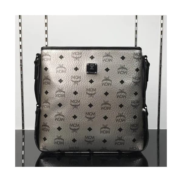 MCM 2019 Visetos Shoulder Bag,27cm - 엠씨엠 2019 남성용… - 1