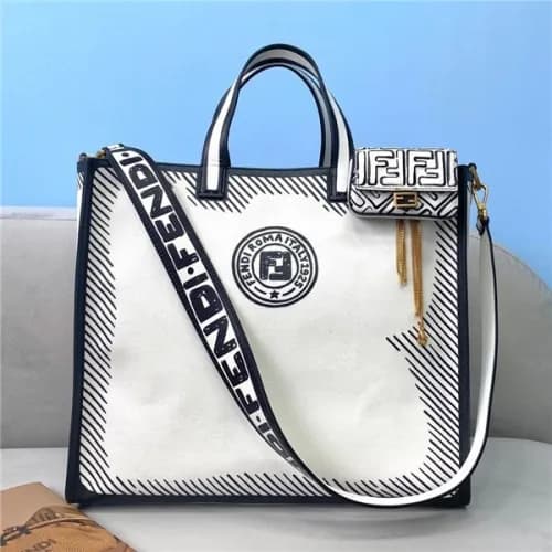 [펜디] Fendi 2020 California Sky Tote Shopper Bag,41… - 1