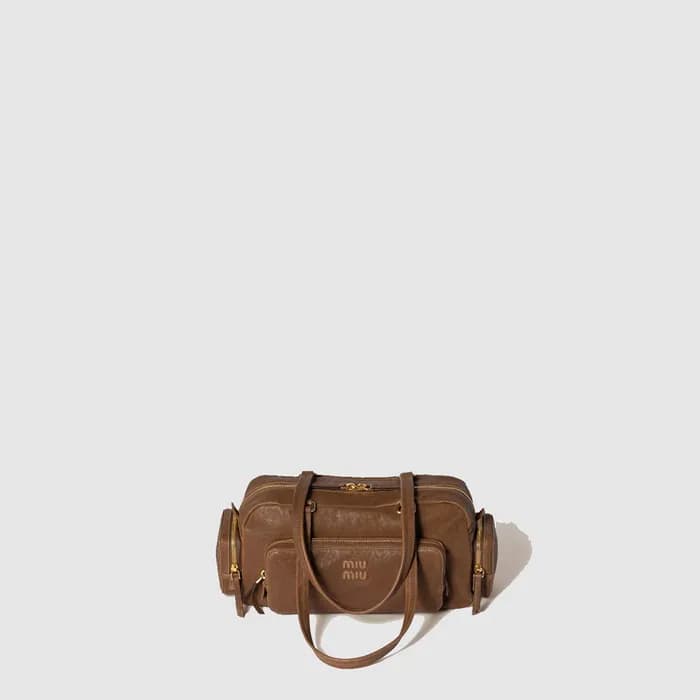 미우미우 여성 워싱 나파 가죽 포켓 백 - Miumiu Womens Washed Nappa… - 1