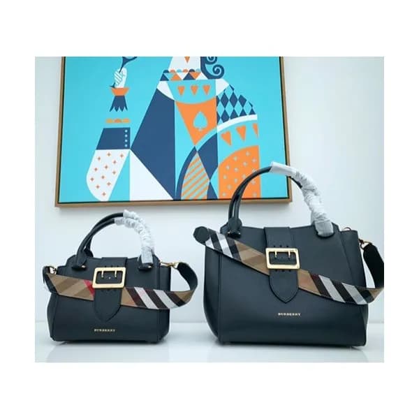 [모던&시크]Burberry 2019 Leather Buckle Tote Shoulder … - 1