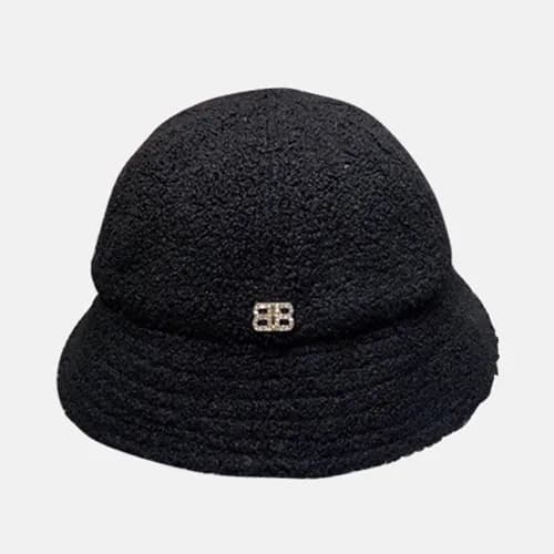 Balenciaga 2019 Ladies Lambs Wool Cap - 발렌시아가 2019… - 1