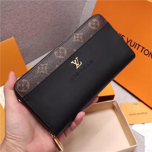 Louis Vuitton 2021 Men's Leather Wallet,19.5cm… - 1