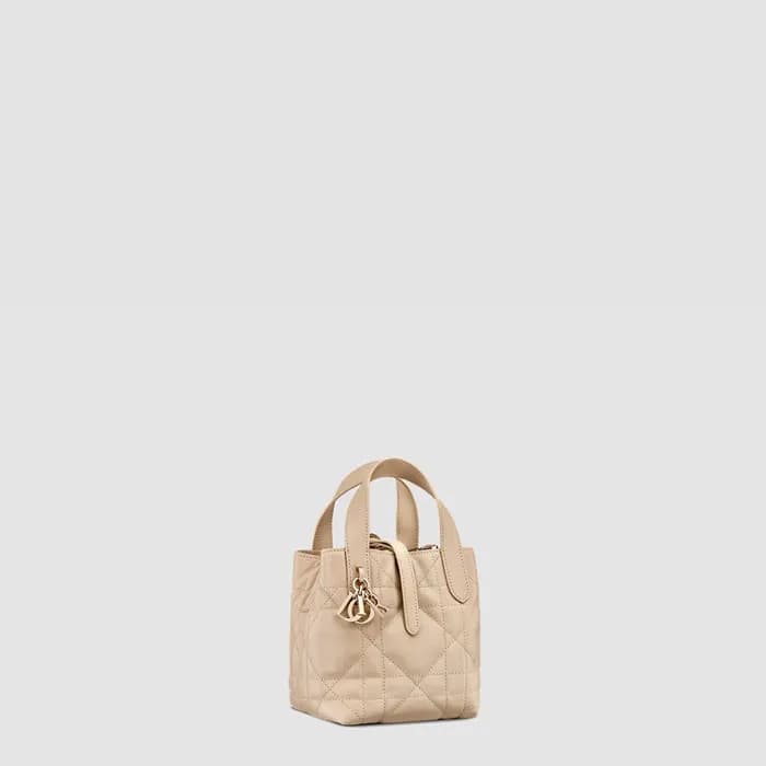디올 여성 Toujours 버티컬 나노 토트백 - Dior Womens Toujours V… - 1