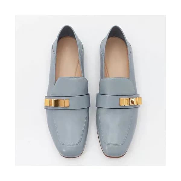 Stuart Weitzman 2019 Womens Metal Logo Leather Loa… - 1