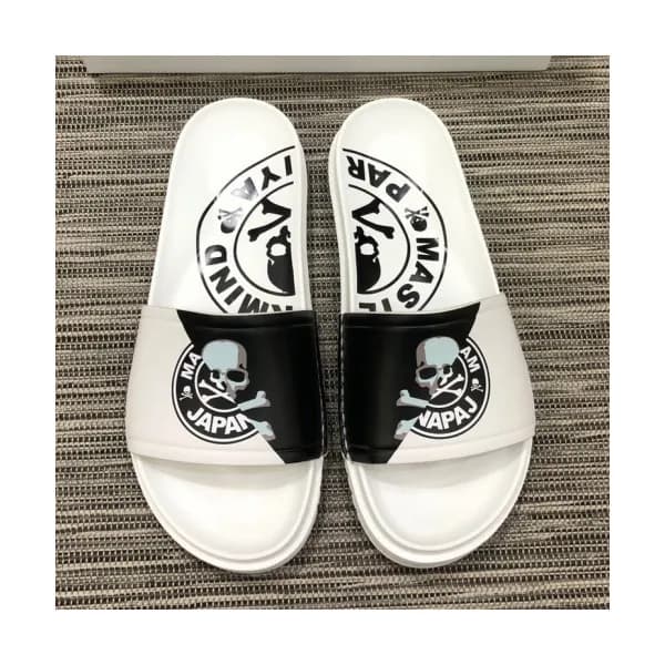 Mastermind 2019 Mens Skull Logo Leather Slipper - … - 1