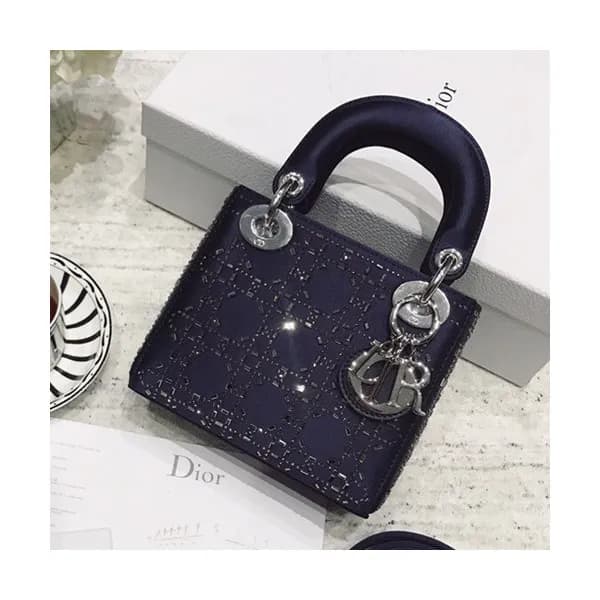 Dior 2019 Lady Dior Mini Tote Shoulder Bag,17CM - … - 1