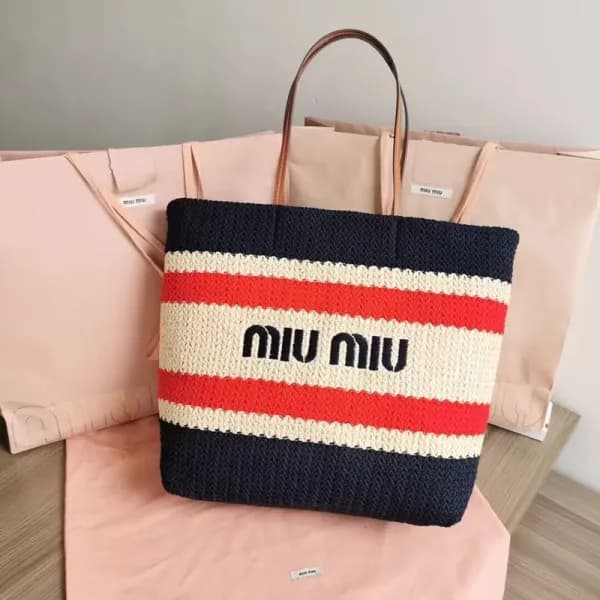 MiuMiu 2023 Bucket Tote Shoulder Bag,29cm - 미우미우 2… - 1