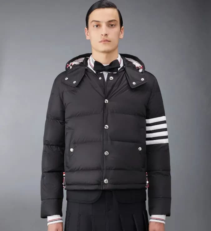 Thom Browne Mens Goose Down Padding - 톰브라운 남성 클래식 … - 1