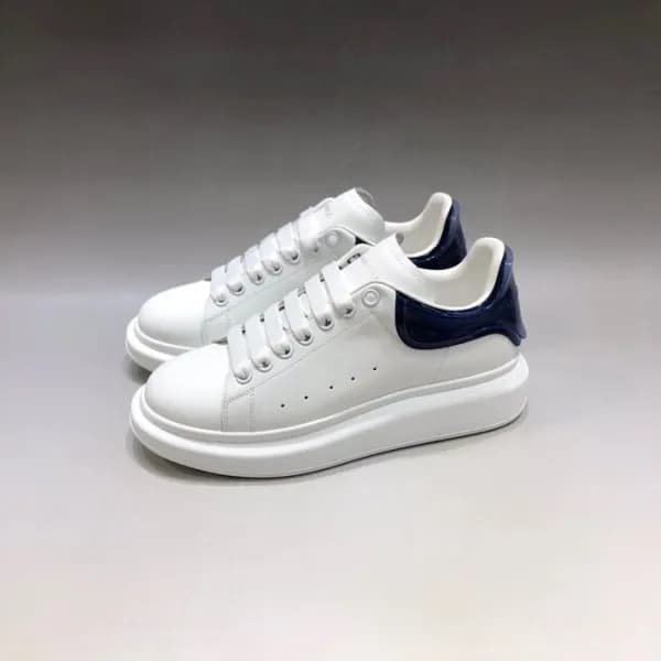 알렉산더맥퀸 남/녀 네이비탭 스니커즈 - Unisex Navy Sneakers - alx… - 1