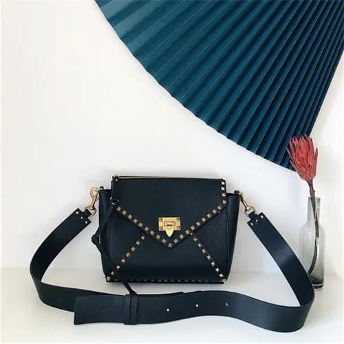 [발렌티노] Valentino Leather Garavani Rockstud Hype Sh… - 1