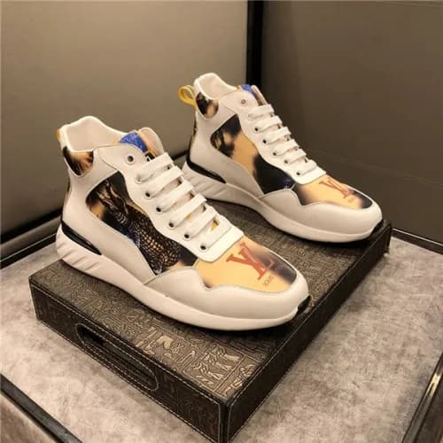 Louis Vuitton 2020 Men's Leather Sneakers - 루이… - 1