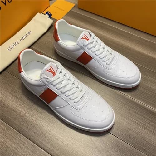 Louis Vuitton 2020 Men's Leather Sneakers - 루이… - 1