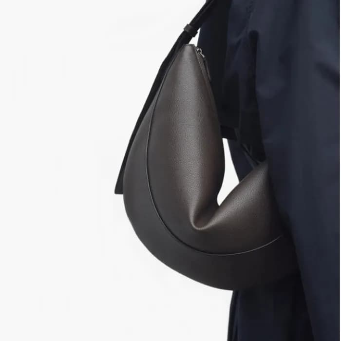 더 로우 여성 주브 가죽 백 - The Row Womens Jouve Leather Bag… - 1