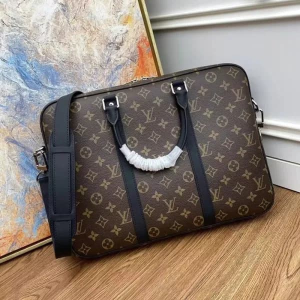 루이비통 남성 2022 브라운 모노그램 토트백 - Louis Vuitton Mens Bla… - 1