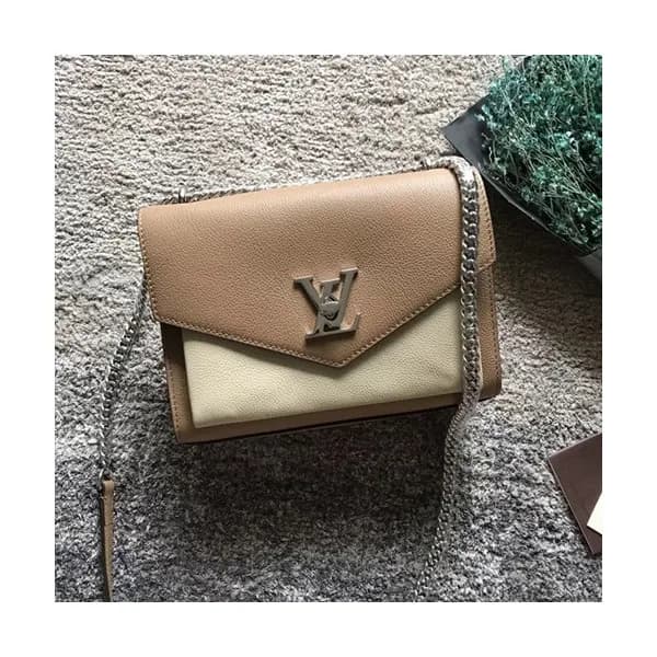 Louis Vuitton My Lock Me BB Shoulder Bag,22.5cm - … - 1