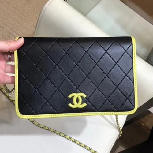 Chanel 2019 WOC Chain Cross Bag,19CM - 샤넬 2019 WOC… - 1