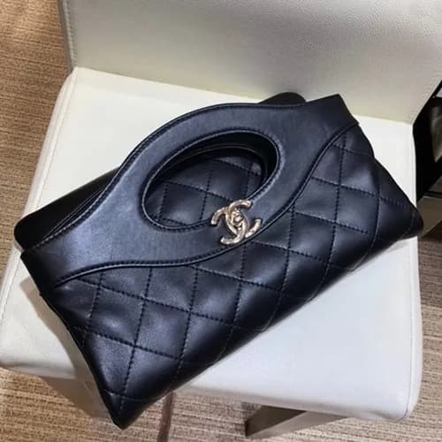 Chanel 2019 Leather Women Clutch Bag ,37CM - 샤넬 20… - 1