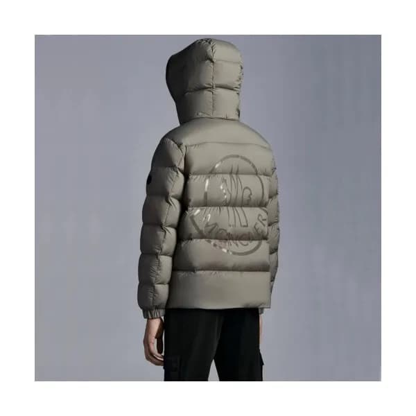Moncler Mm/Wm Patch Logo Modern Down Padding Mint… - 1