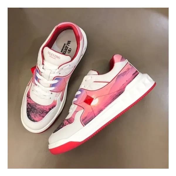 발렌티노 남/녀 스터드 레드 스니커즈 - Unisex Red Sneakers - val02… - 1