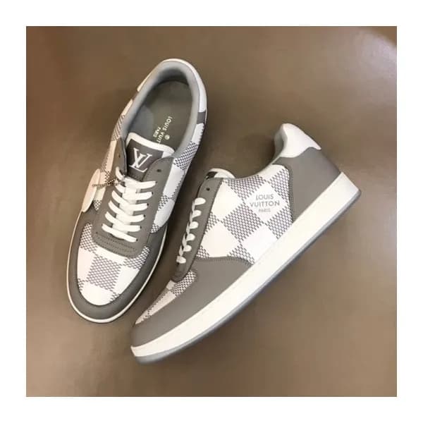 루이비통 남성 모던 그레이 스니커즈 - Mens Gray Sneakers - lou0429… - 1